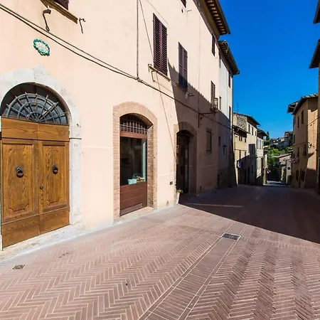 Cozy Sant'agostino - Church View San Gimignano